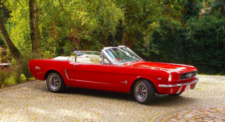 Ford Mustang convertible 1966 © Pixabay, août 2020